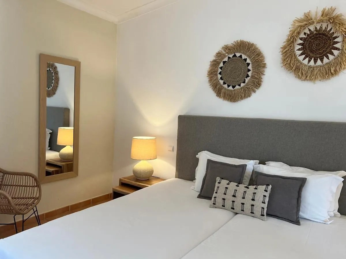 Pestana Palm Gardens Hotel Carvoeiro  4*, Carvoeiro (Lagoa)