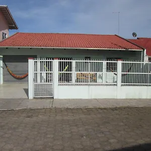 Alugo Esta Linda E Bem Equipada Casa Em Sc Perto Do Beto Carrero E Da Penha (Santa Catarina)